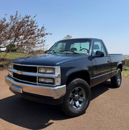 CHEVROLET SILVERADO 4.2 D-20 RODEIO 4X2 CS 18V TURBO INTERCOOLER DIESEL 2P MANUAL